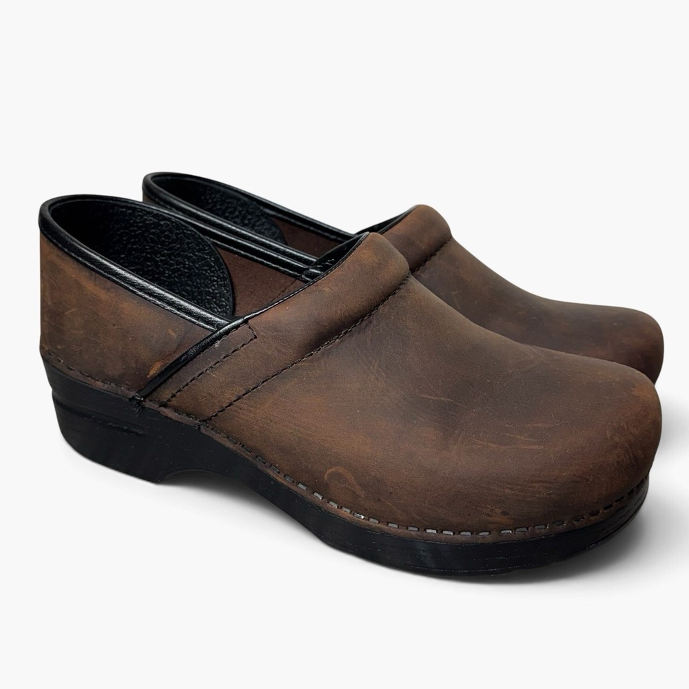 Dansko Professional Antique Brown Oiled Leather Clogs Size 40 US 9.5-10 Slip On